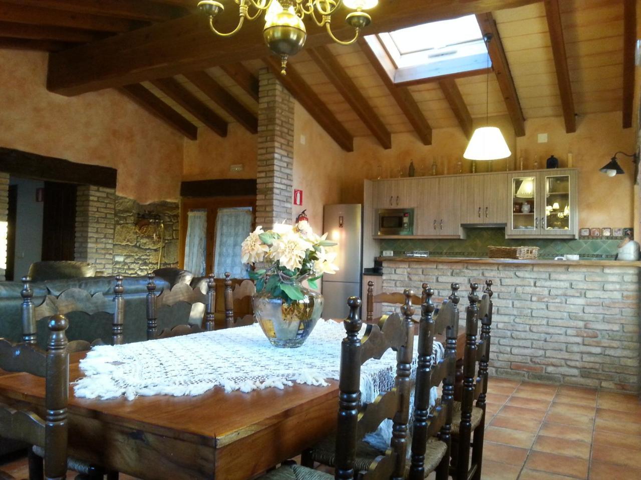 Country House El Permanyer Olost Екстер'єр фото
